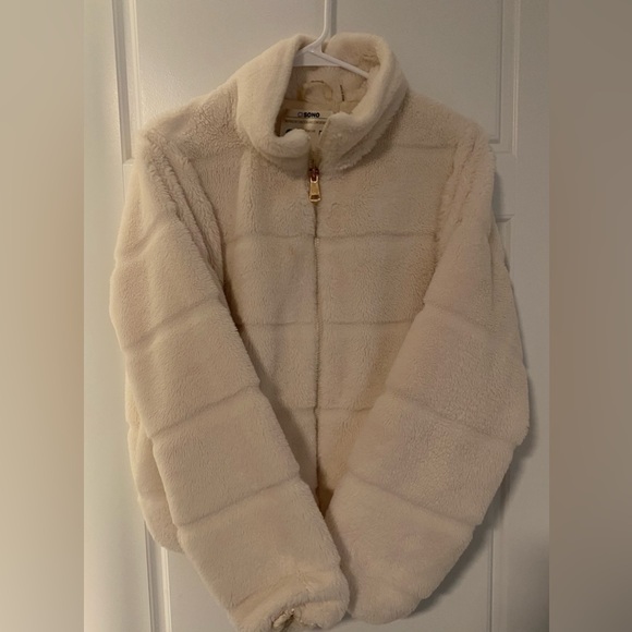 Ci Sono Vanilla Luxurious Faux Fur Coat Short Cream Chic Mobwife Winter Warm - Picture 5 of 10
